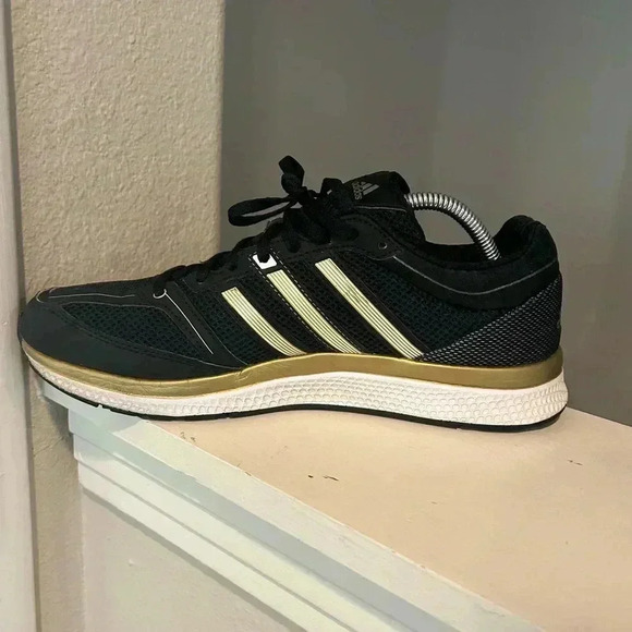 Adidas Mana RC Bounce Mens Size 10.5 Black&Gold Running Athletic Shoes AQ5444 - Picture 3 of 10